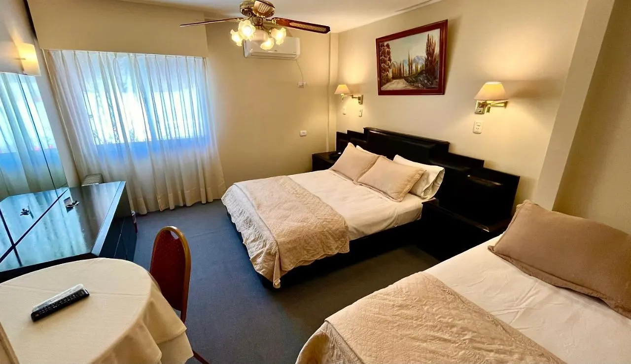 Hotel Nutibara メンドーサ